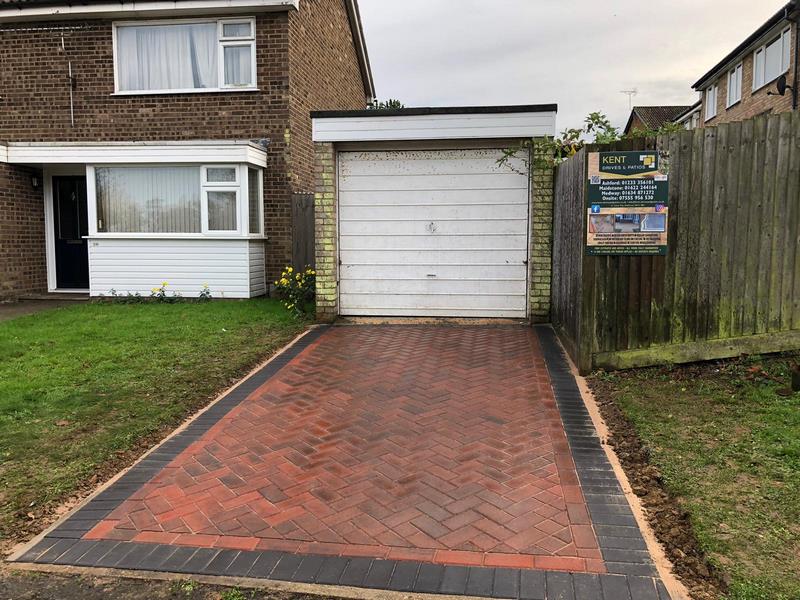 block paved driveway with charcoal border in ashford kent 10