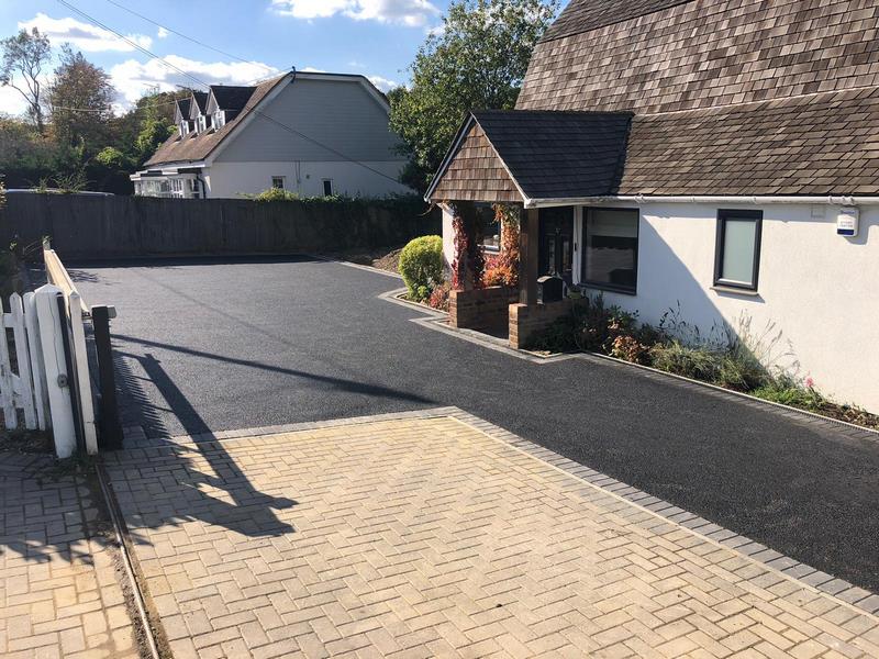 tarmac driveway with charcoal block paved driveway acro drainage in biddenden 22